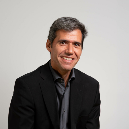 César Frías, CEO y Director Creativo en Estudio Morph