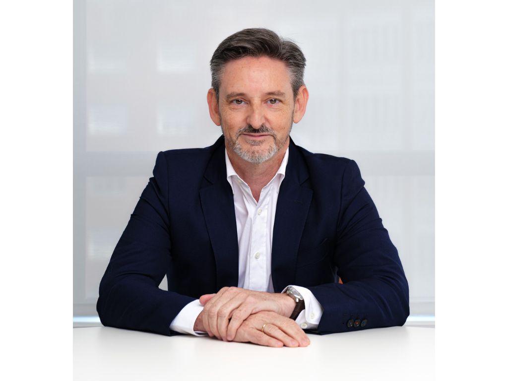 enrique illan grupo lar