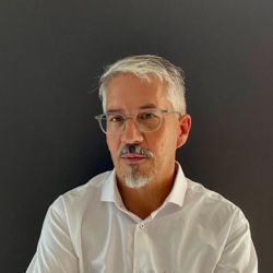 Andrés Pedreira (Director en Observatorio Nuevos Riesgos de Incendio (OBS))